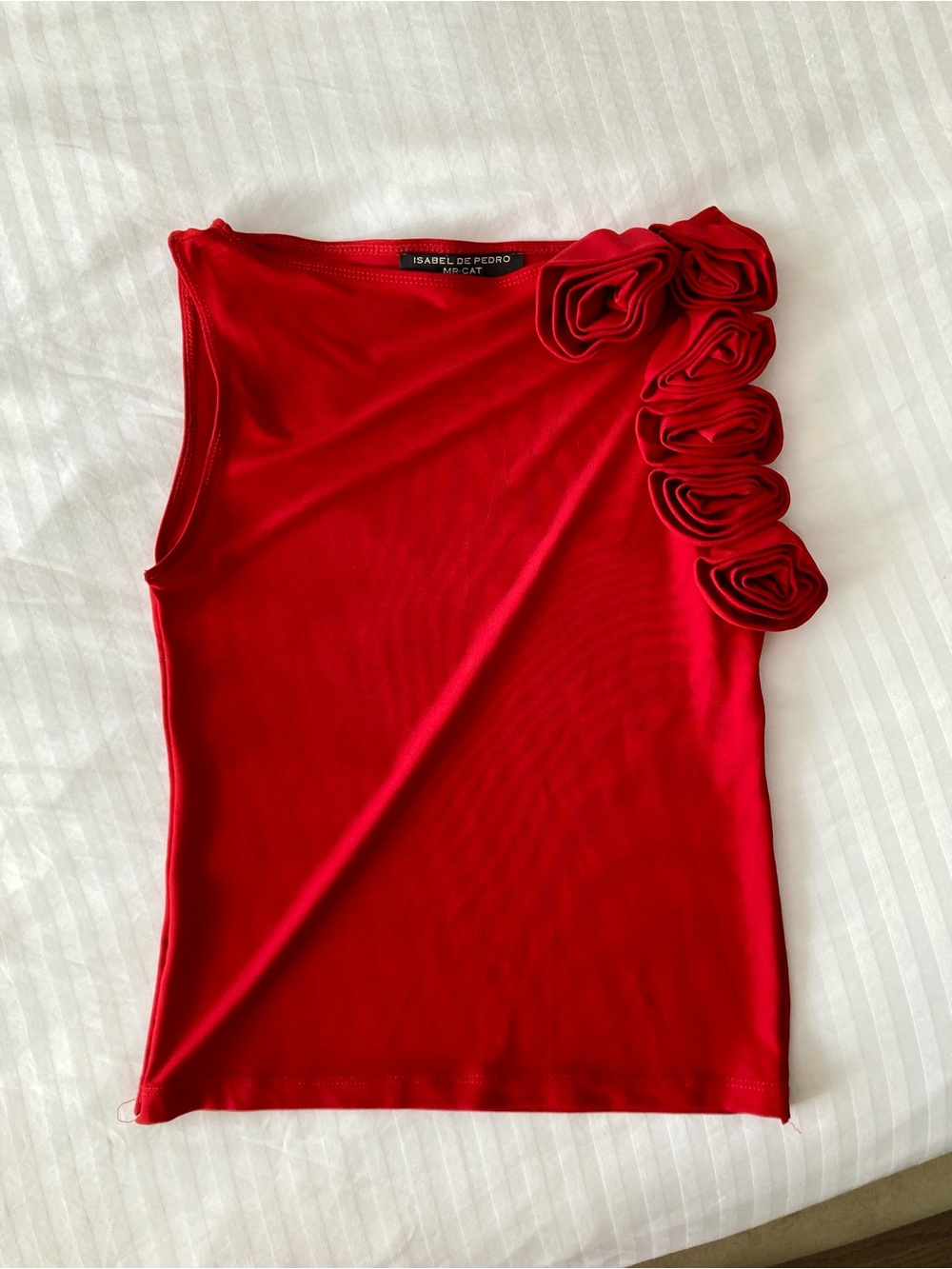Isabel de Pedro Bright Red Sleeveless Top with Rosette Trim